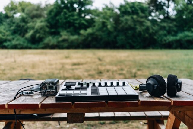 Top 5 Travel Gadgets You’ll Wish You Had Sooner